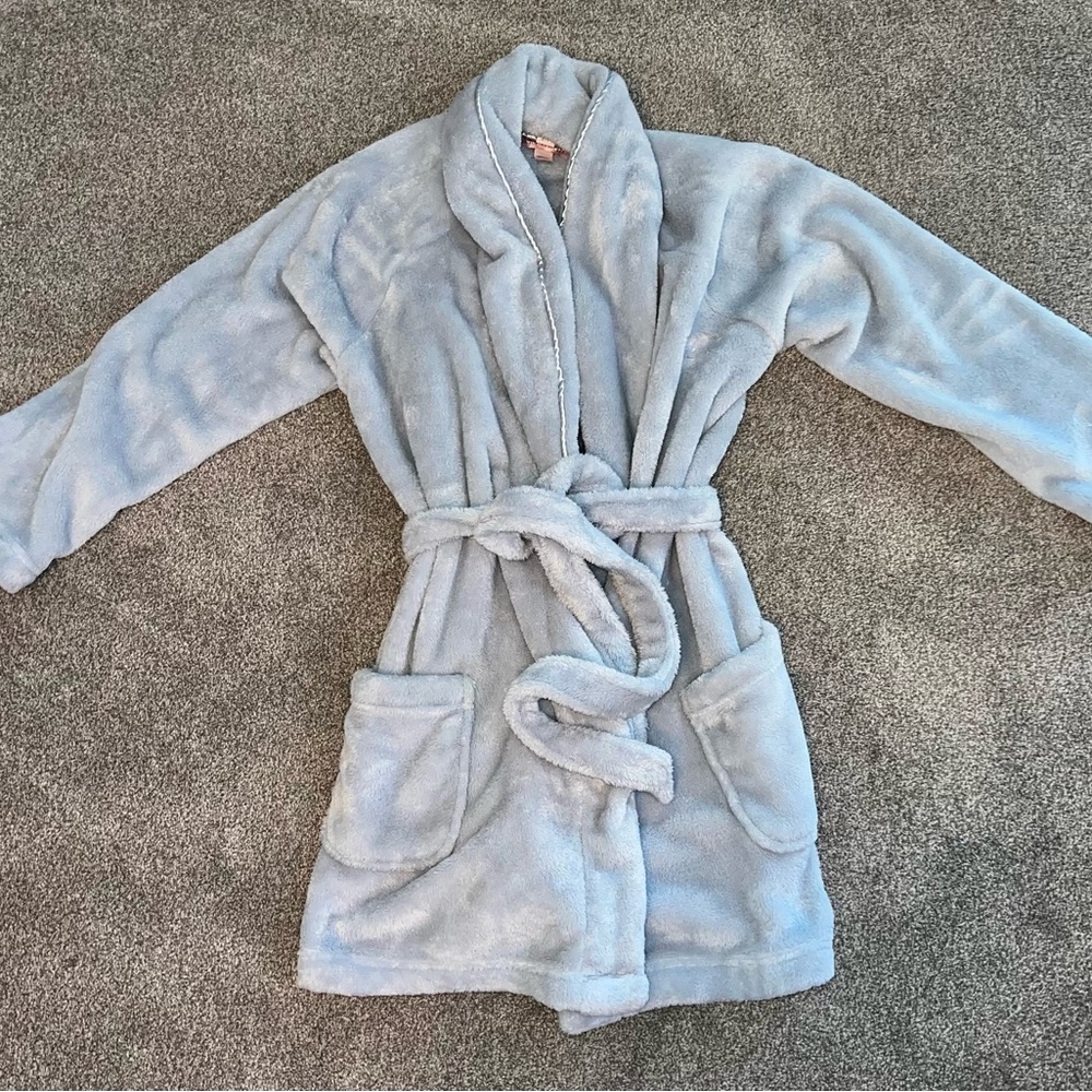 Victoria’s Secret Long Bathrobe Size Medium Large M/L